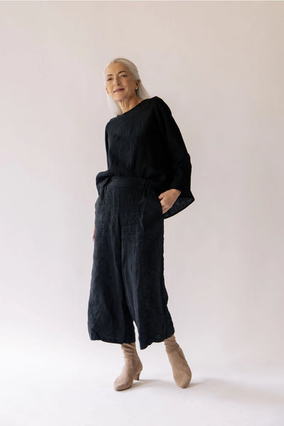 Emil Easy Crop Pant in Black Linen