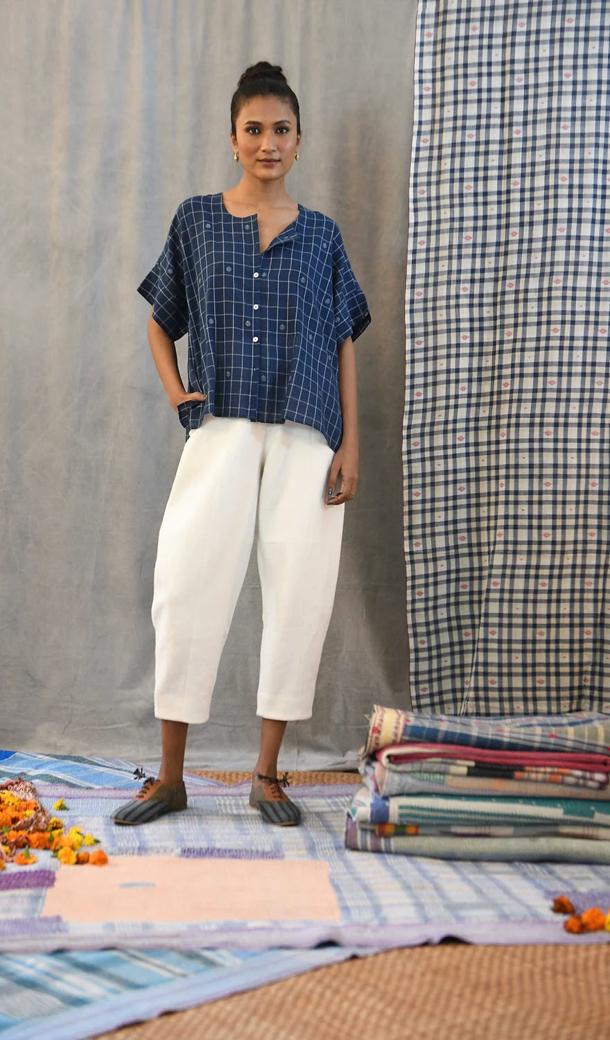 Jamdani Handloom Box Shirt in Indigo