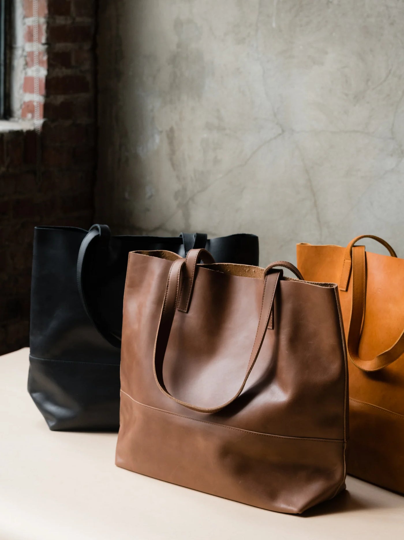 Mamuye Classic Tote in Whiskey