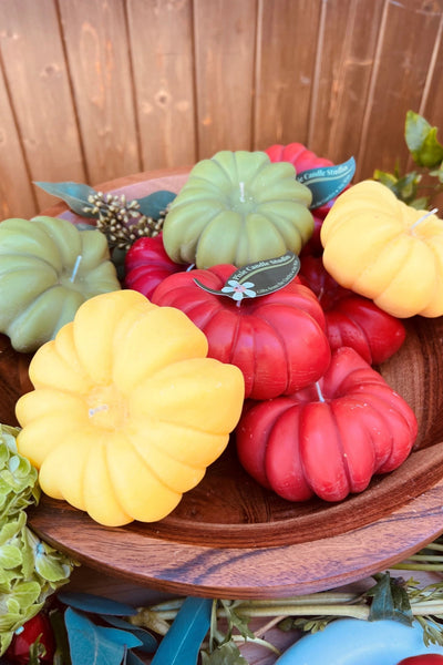 Heirloom Tomato Mix Candle: Assorted Colors